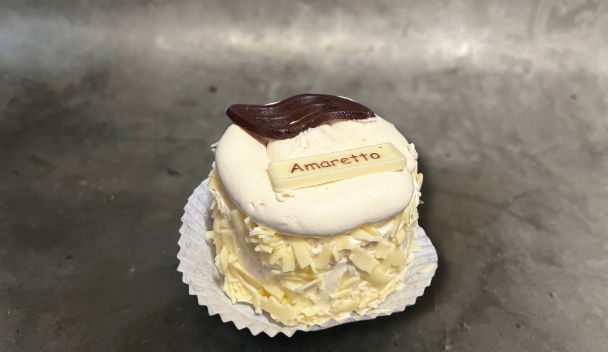 Amaretto schuimgebak